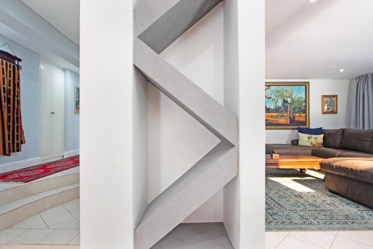 Windblom Retreat By Hostagents Holiday home