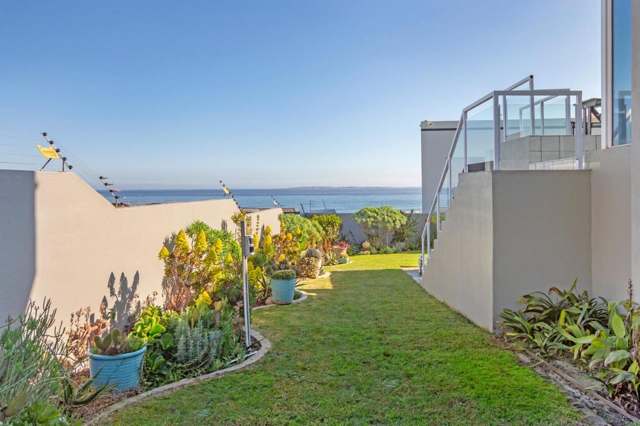 Windblom Retreat By Hostagents