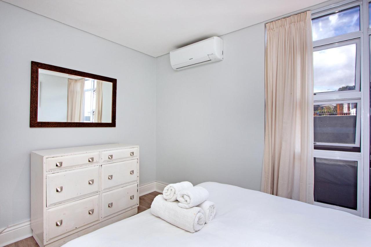 Windblom Retreat By Hostagents Holiday home Cape Town